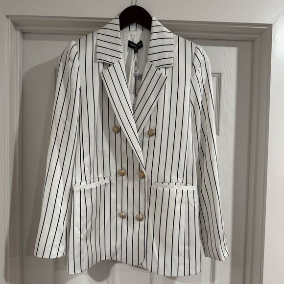 Generation Love Womens White Pinstripe Leighton Satin Blazer - Picture 4 of 12